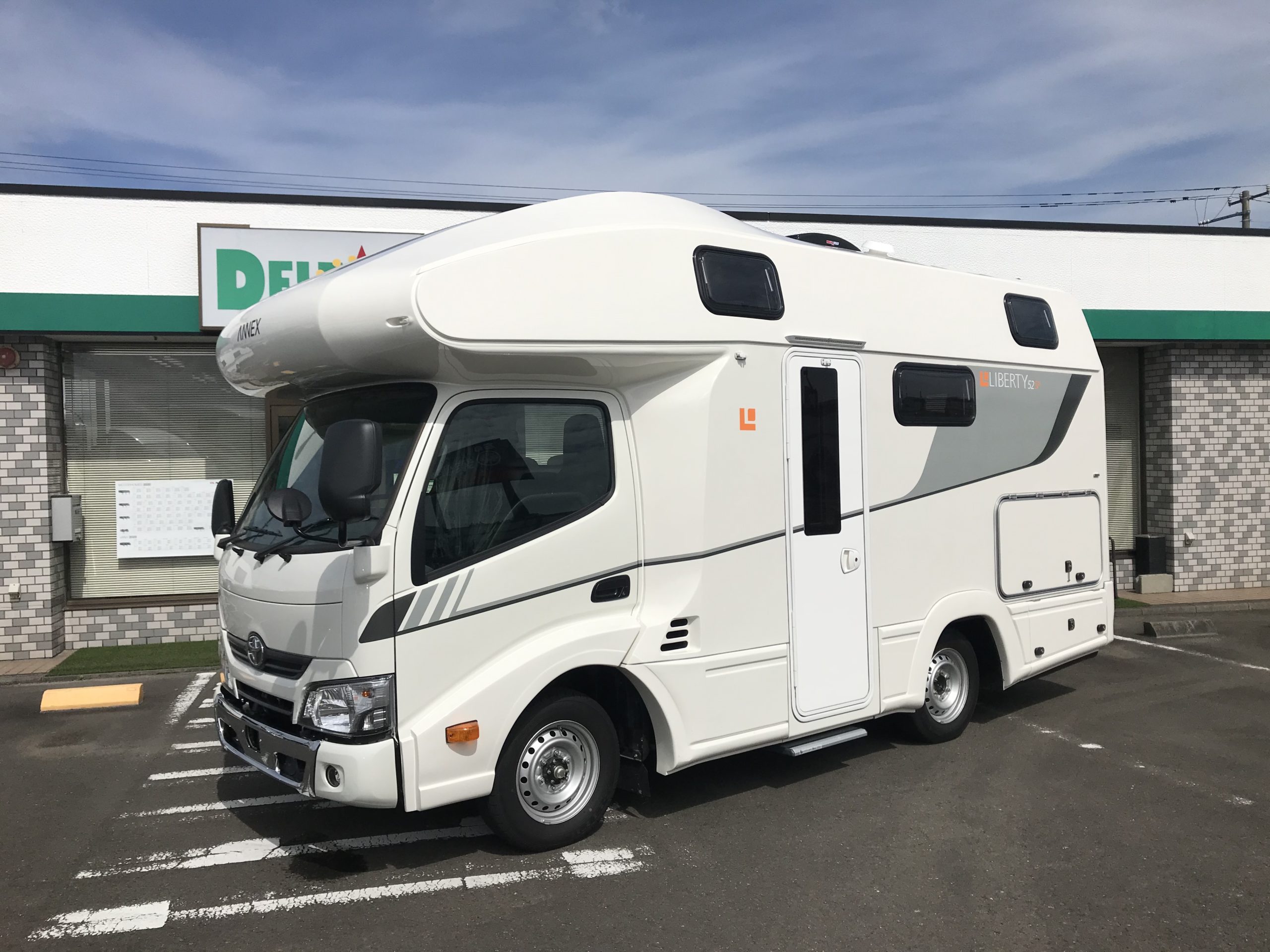 アネックス リバティ52sp 4wd 展示 キャンピングカーの新車 中古車販売 デルタリンク