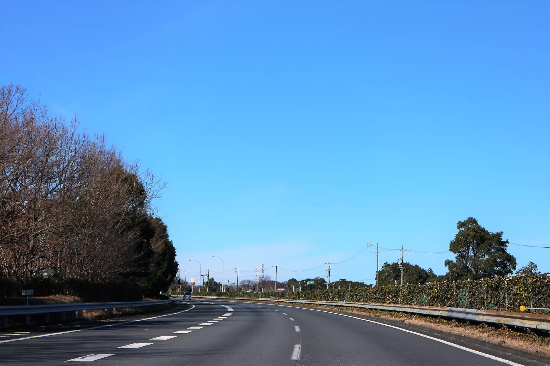 急なハンドル操作は避ける