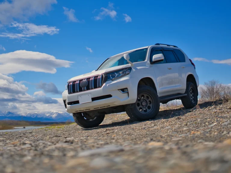 キャンピングカーのSUVモデルは走破性やデザインが魅力│おすすめポイントと注意点